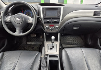 Подержанный автомобиль Subaru Forester Suv 2008 года (9 фото)