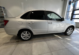 Подержанный автомобиль LADA (ВАЗ) Granta Sedan 2024 года (5 фото)