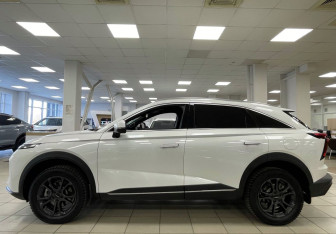 Подержанный автомобиль Haval F7 2024 года (8 фото)