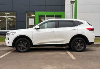 Подержанный автомобиль Haval F7 2019 года (8 фото)