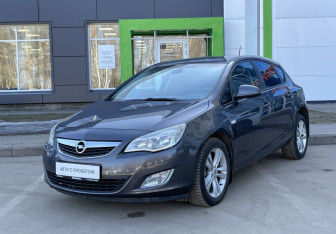 Подержанный автомобиль Opel Astra Hatchback 2010 года (1 фото)