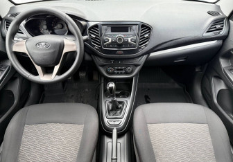 Подержанный автомобиль LADA (ВАЗ) Vesta Sedan 2017 года (11 фото)