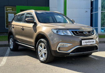 Подержанный автомобиль Geely Atlas 2019 года (3 фото)