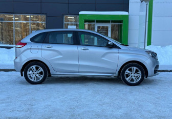 Подержанный автомобиль LADA (ВАЗ) XRAY 2017 года (4 фото)