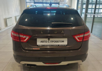 Подержанный автомобиль LADA (ВАЗ) Vesta Wagon 2021 года (7 фото)