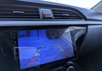 Подержанный автомобиль Kia Rio Sedan 2018 года (14 фото)