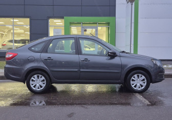 Подержанный автомобиль LADA (ВАЗ) Granta Hatchback 2020 года (4 фото)