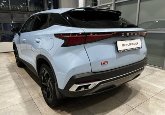 Подержанный автомобиль Omoda C5 2022 года (8 фото)