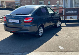 Подержанный автомобиль LADA (ВАЗ) Granta Liftback 2015 года (8 фото)