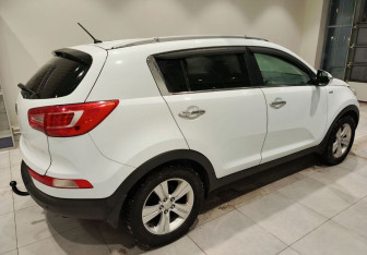 Подержанный автомобиль Kia Sportage 2011 года (5 фото)