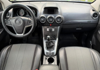 Подержанный автомобиль Opel Antara 2013 года (11 фото)