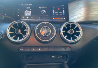 Подержанный автомобиль Tank 300 2023 года (16 фото)