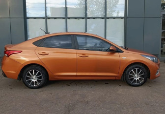 Подержанный автомобиль Hyundai Solaris Sedan 2019 года (5 фото)