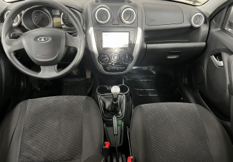 Подержанный автомобиль LADA (ВАЗ) Granta Liftback 2015 года (10 фото)