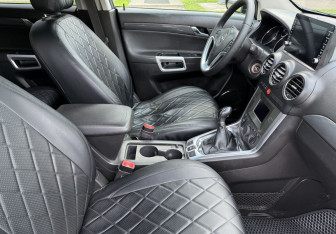 Подержанный автомобиль Opel Antara 2012 года (10 фото)