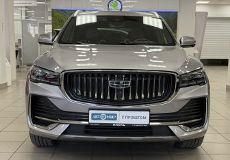 Подержанный автомобиль Geely Monjaro 2023 года (2 фото)