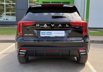 Подержанный автомобиль Haval Jolion 2025 года (6 фото)