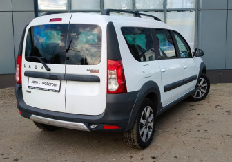 Подержанный автомобиль LADA (ВАЗ) Largus Wagon 2020 года (4 фото)