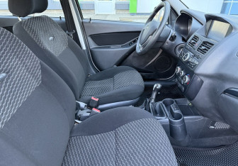 Подержанный автомобиль LADA (ВАЗ) Kalina Wagon 2014 года (9 фото)