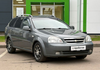 Подержанный автомобиль Chevrolet Lacetti Wagon 2012 года (3 фото)