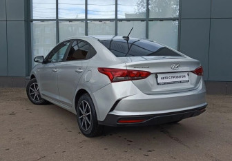 Подержанный автомобиль Hyundai Solaris Sedan 2021 года (6 фото)