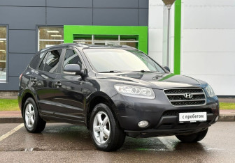 Подержанный автомобиль Hyundai Santa Fe 2009 года (3 фото)