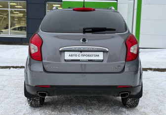 Подержанный автомобиль SsangYong Actyon 2014 года (6 фото)