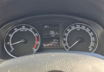 Подержанный автомобиль Skoda Rapid Liftback 2018 года (12 фото)