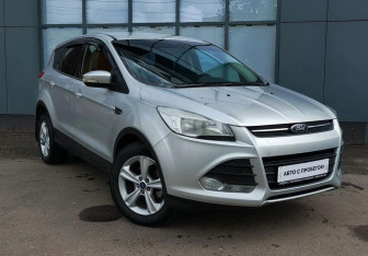 Подержанный автомобиль Ford Kuga 2014 года (3 фото)