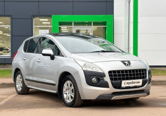 Подержанный автомобиль Peugeot 3008 2011 года (3 фото)