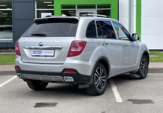 Подержанный автомобиль Lifan X60 2017 года (5 фото)