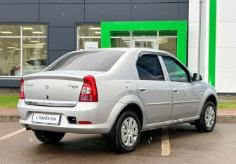 Подержанный автомобиль Renault Logan Sedan 2011 года (4 фото)