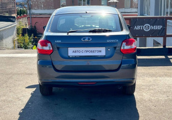 Подержанный автомобиль LADA (ВАЗ) Granta Liftback 2015 года (7 фото)