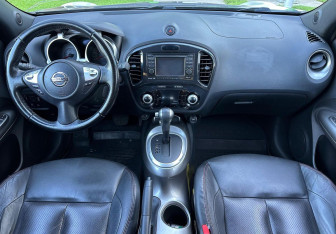 Подержанный автомобиль Nissan Juke 2012 года (9 фото)