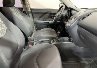 Подержанный автомобиль Kia Soul 2011 года (9 фото)