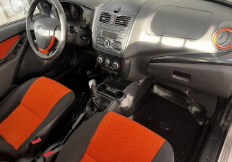 Подержанный автомобиль LADA (ВАЗ) Kalina Wagon 2015 года (11 фото)