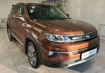 Подержанный автомобиль Changan CS35PLUS 2019 года (3 фото)