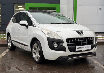 Подержанный автомобиль Peugeot 3008 2011 года (3 фото)