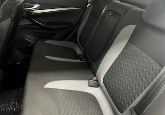 Подержанный автомобиль LADA (ВАЗ) Vesta Sedan 2025 года (12 фото)