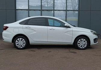 Подержанный автомобиль LADA (ВАЗ) Vesta Sedan 2023 года (6 фото)