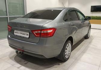 Подержанный автомобиль LADA (ВАЗ) Vesta Sedan 2021 года (6 фото)