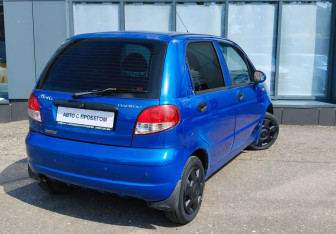 Подержанный автомобиль Daewoo Matiz 2013 года (6 фото)
