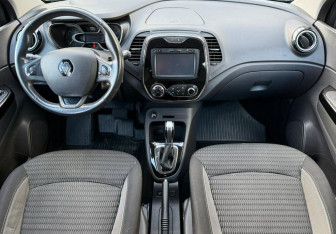 Подержанный автомобиль Renault Kaptur 2016 года (9 фото)