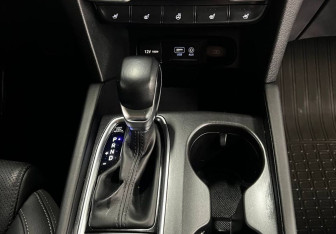 Подержанный автомобиль Hyundai Santa Fe 2018 года (15 фото)