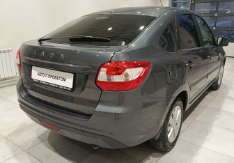Подержанный автомобиль LADA (ВАЗ) Granta Hatchback 2019 года (7 фото)