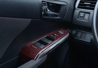 Подержанный автомобиль Toyota Camry Sedan 2012 года (15 фото)