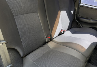 Подержанный автомобиль Chevrolet Niva 2012 года (11 фото)