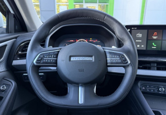 Подержанный автомобиль Haval F7x 2022 года (12 фото)