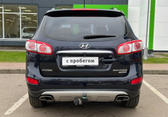 Подержанный автомобиль Hyundai Santa Fe 2012 года (6 фото)