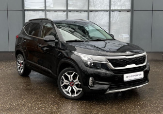 Подержанный автомобиль Kia Seltos 2021 года (3 фото)